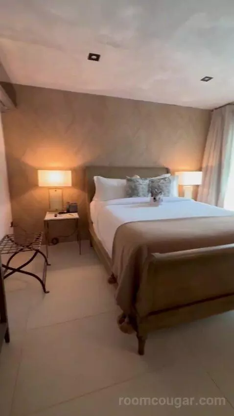 leadbylivingtravel