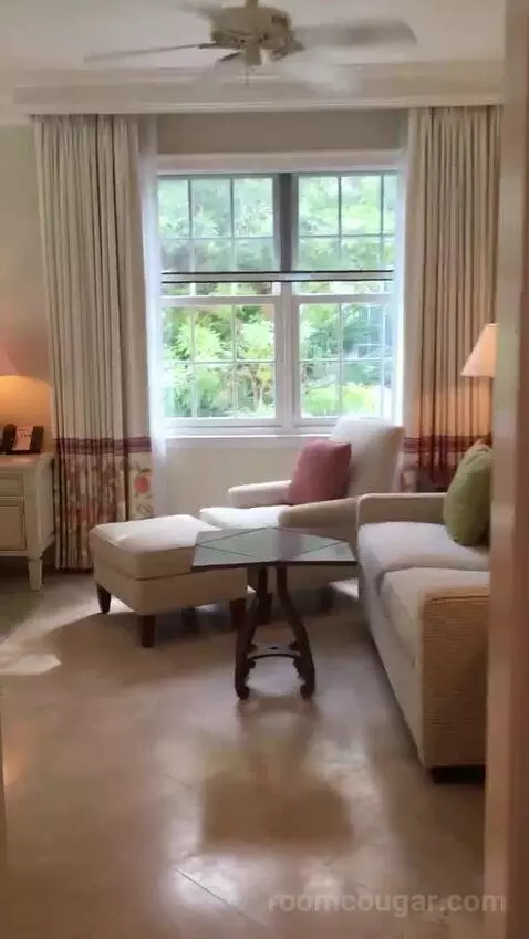 hotelhopper post preview