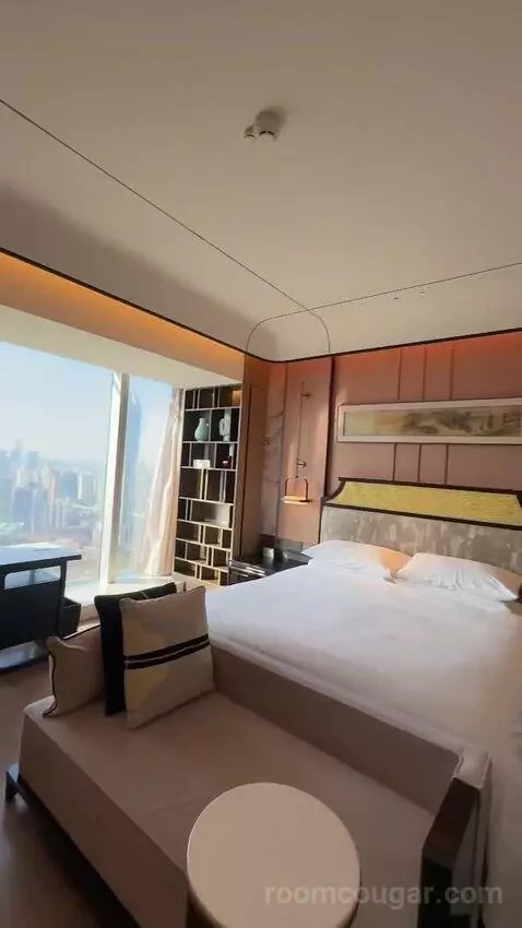 gogotravelwithjosh's review preview (Conrad Shanghai)